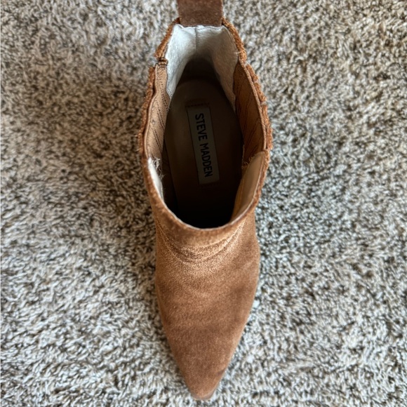 Booties - Picture 4 of 5